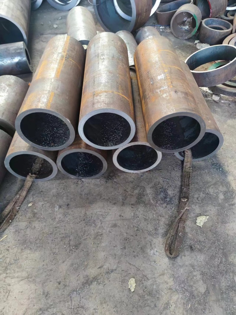 富宁富宁富宁12Cr1MovG无缝钢管切割